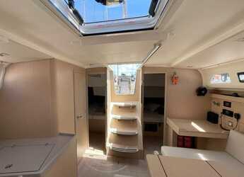 Chartern Sie segelboot in Alimos Marina - Oceanis 40.1