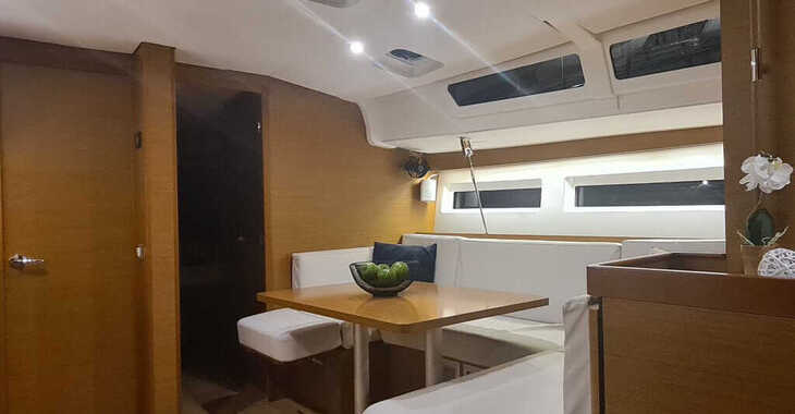 Chartern Sie segelboot in Kavala - Marina Perigialiou - Sun Odyssey 490 -2020