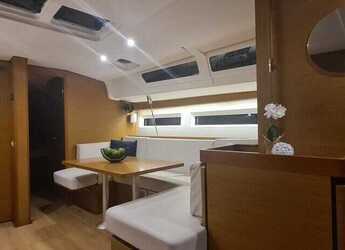 Chartern Sie segelboot in Kavala - Marina Perigialiou - Sun Odyssey 490 -2020