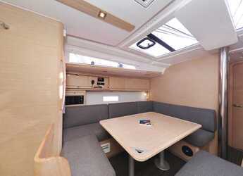 Louer voilier à Sangulin Marina - Dufour 430