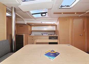 Louer voilier à Sangulin Marina - Dufour 430