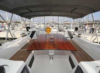 Alquilar velero en Marina Mandalina - Dufour 470 - 4 cab.