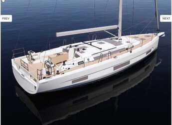 Rent a sailboat in Porto di Pozzuoli - Dufour 470 - 4 + 1 cab.