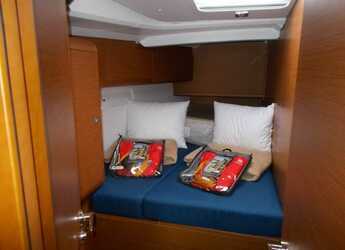 Alquilar velero en Porto di Tropea - Sun Odyssey 519