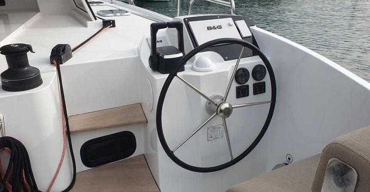 Chartern Sie katamaran in Porto di Tropea - Nautitech 40 Open