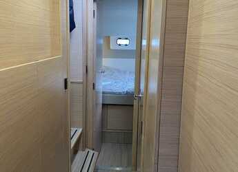 Rent a catamaran in Porto di Tropea - Nautitech 40 Open