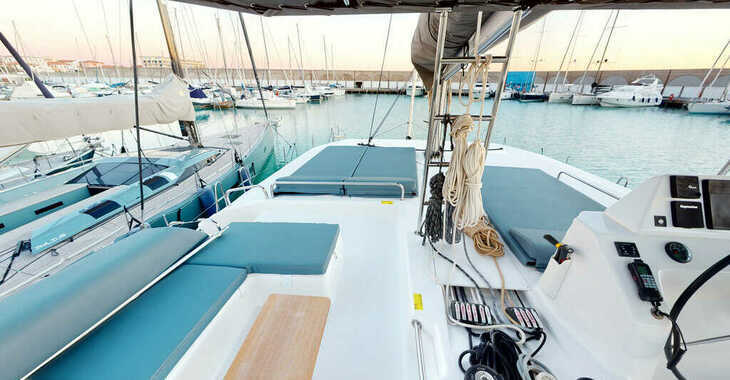 Louer catamaran à Marina d'Arechi - Dufour Catamaran 48 