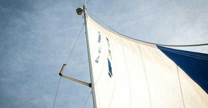 Rent a sailboat in El masnou - Bavaria 34 Cruiser