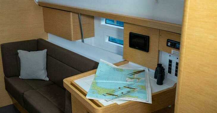 Chartern Sie segelboot in Lavrion Marina - Elan 45 Impression