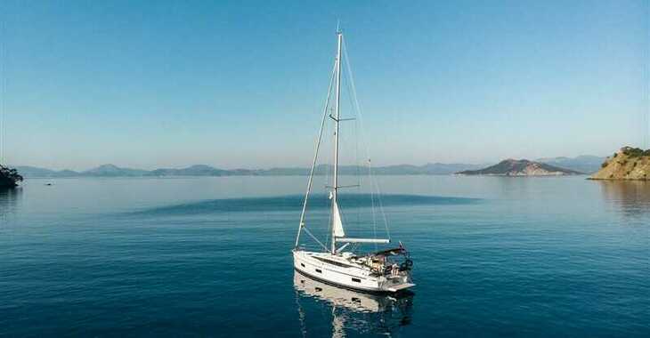 Rent a sailboat in Ece Marina - Bavaria C42