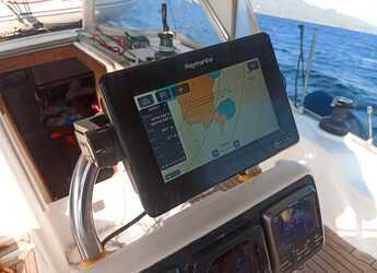 Rent a sailboat in Nikiti - Hanse 342