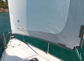 Rent a sailboat in Nikiti - Hanse 342