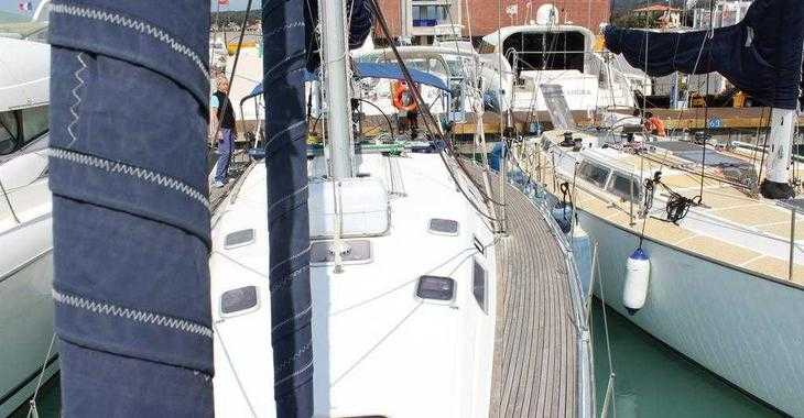 Rent a sailboat in Marina Cala de Medici - Dufour 50