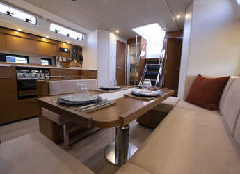 Chartern Sie segelboot in Marina Cala de Medici - Hanse 460 - 4 cabine - 2 bagni - 10 posti letto