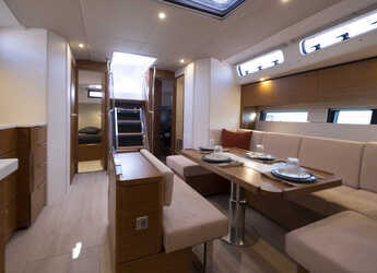 Chartern Sie segelboot in Marina Cala de Medici - Hanse 460 - 4 cabine - 2 bagni - 10 posti letto