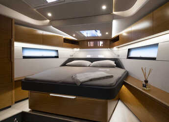 Chartern Sie segelboot in Marina Cala de Medici - Hanse 460 - 4 cabine - 2 bagni - 10 posti letto