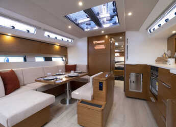 Chartern Sie segelboot in Marina Cala de Medici - Hanse 460 - 4 cabine - 2 bagni - 10 posti letto