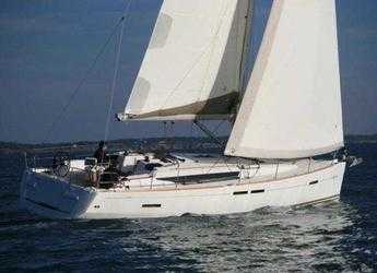Rent a sailboat in Marina di Nettuno - Sun Odyssey 439 Performance
