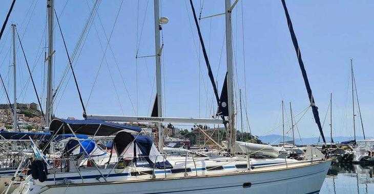 Alquilar velero en Kavala - Marina Perigialiou - Bavaria 42