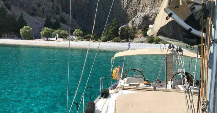 Rent a sailboat in Rhodes Marina - Cyclades 39.3