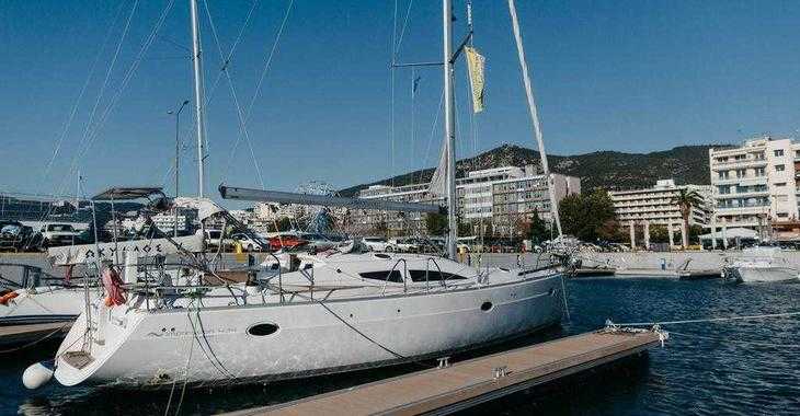Chartern Sie segelboot in Kavala - Marina Perigialiou - Elan 434