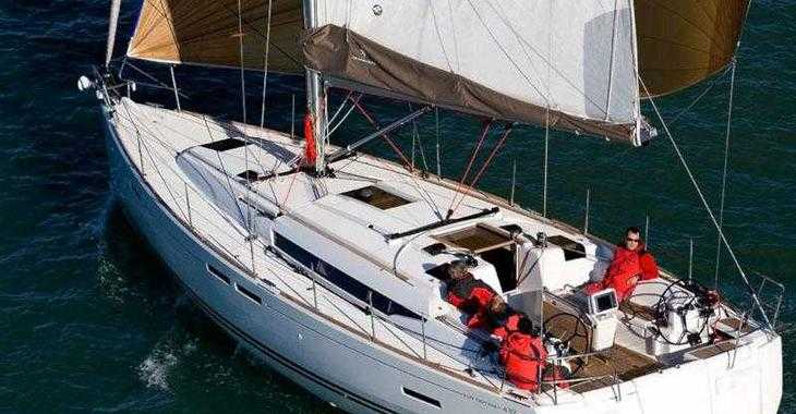 Rent a sailboat in Porto Montenegro - Sun Odyssey 439