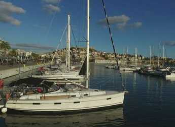 Rent a sailboat in Kavala - Marina Perigialiou - Bavaria 40 Cruiser