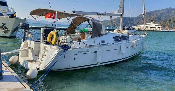 Rent a sailboat in Netsel Marina - Oceanis 43
