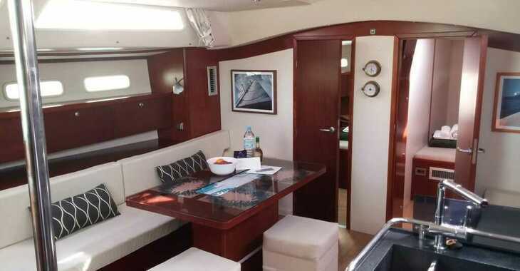 Rent a sailboat in Salamis Yachting Club - Hanse 540e