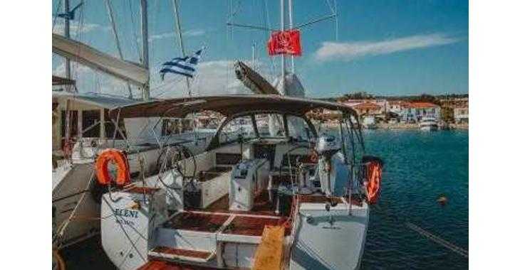 Chartern Sie segelboot in Nikiti - Sun Odyssey 440