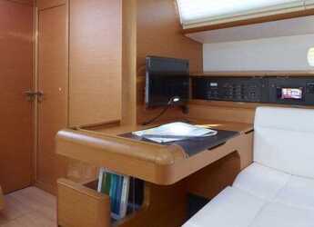 Rent a sailboat in Kavala - Marina Perigialiou - Sun Odyssey 509