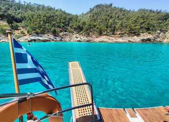 Rent a sailboat in Kavala - Marina Perigialiou - Sun Odyssey 509