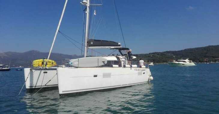 Rent a catamaran in Marina di Scarlino - Lagoon 400 S2