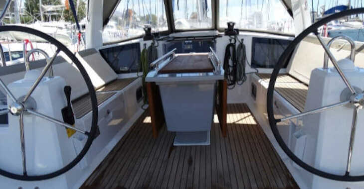 Rent a sailboat in Volos - Oceanis 41.1