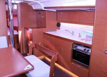 Chartern Sie segelboot in Molosiglio - Darsena Acton - Dufour 430 GL