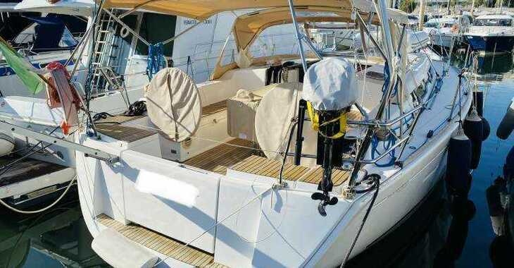 Rent a sailboat in Salerno - Dufour 405