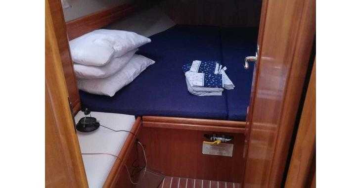 Rent a sailboat in Marina di Chiaiolella - Bavaria 39 Cruiser