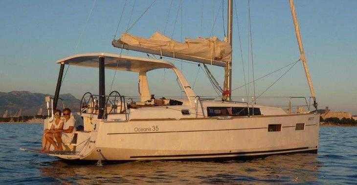 Chartern Sie segelboot in Sportska lučica Zenta - Oceanis 35