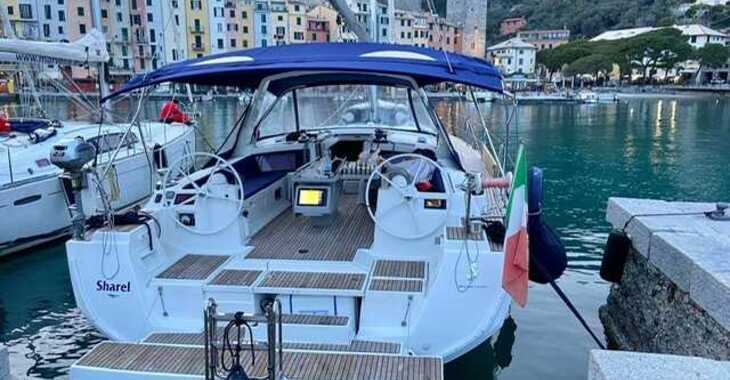 Rent a sailboat in Porto Mirabello - Oceanis 48