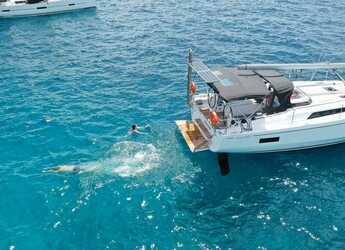 Rent a sailboat in Athens Marina - Oceanis 40.1