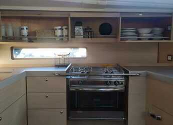 Rent a sailboat in Athens Marina - Oceanis 40.1