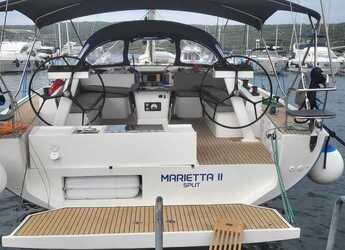 Rent a sailboat in Punat - D&D Kufner54.Univerzum (AC+Gen+Solar)