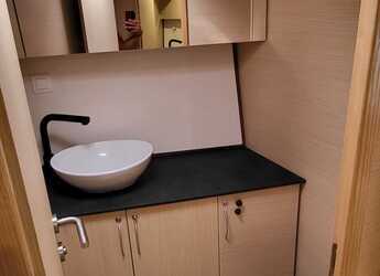 Rent a sailboat in Punat - D&D Kufner54.Univerzum (AC+Gen+Solar)