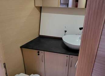 Rent a sailboat in Punat - D&D Kufner54.Univerzum (AC+Gen+Solar)