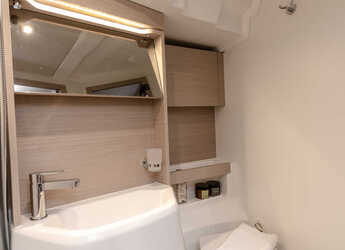 Rent a sailboat in Agana Marina - Sunsail 52.4 (Premium)