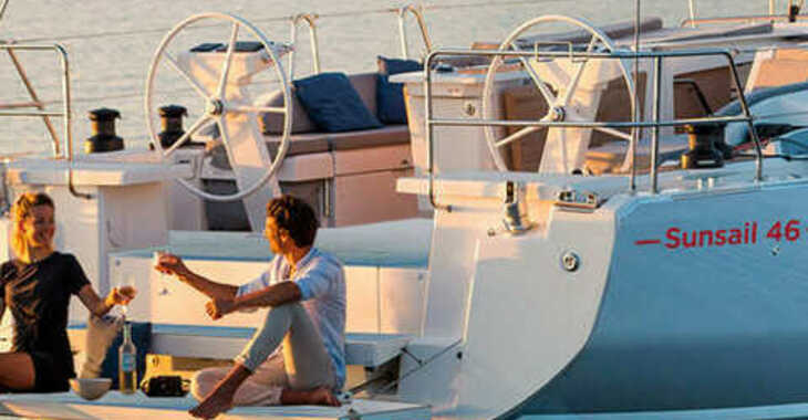 Rent a sailboat in Marina Zeas - Sunsail 46.4 (Premium Plus)