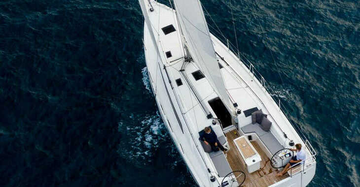 Louer voilier à Marina di Portorosa - Sunsail Oceanis 40.1 (Premium Plus)