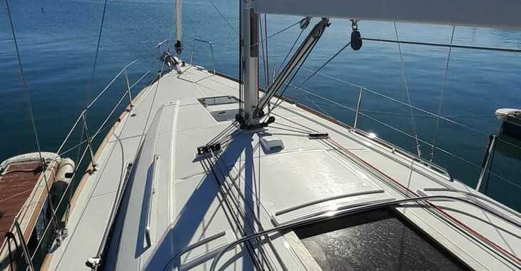 Rent a sailboat in Club Nautic Cambrils - Oceanis 38.1
