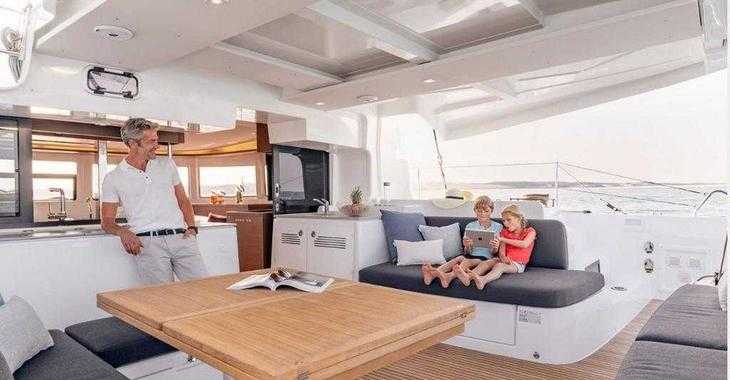 Rent a catamaran in Marina Frapa - Lagoon 46