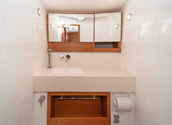 Rent a sailboat in Kos Marina - Dufour 470